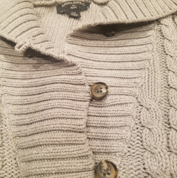 Banana Republic Sweater - Picture 2 of 3
